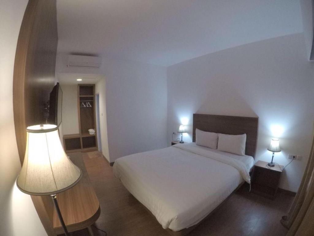 Satria Wisata Hotel Pare-Pare Экстерьер фото