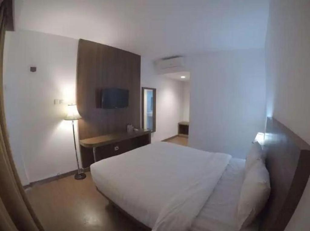 Satria Wisata Hotel Pare-Pare Экстерьер фото